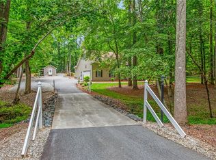 1239 Blackberry Ridge Rd, High Point, NC 27265