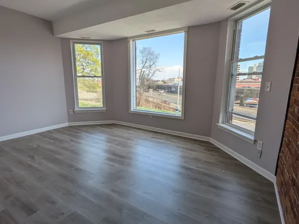 110 Brook St #2, Hartford, CT 06120
