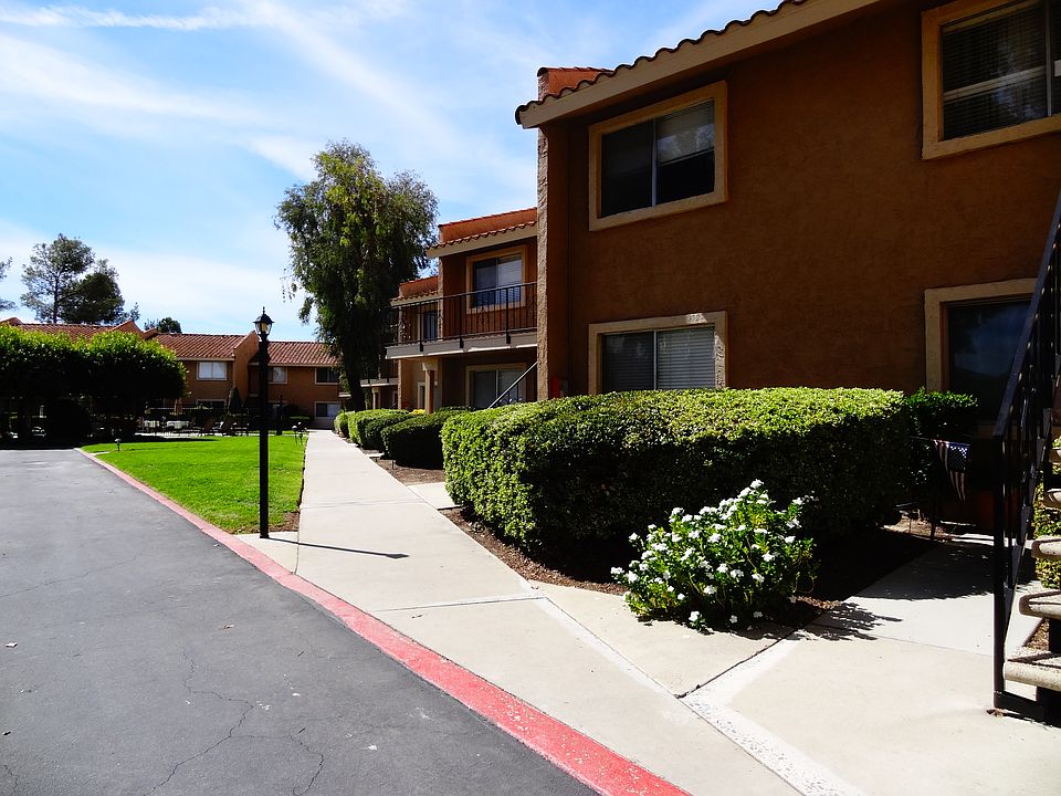 1st image of 24311 Canyon Lake Dr N APT 19
