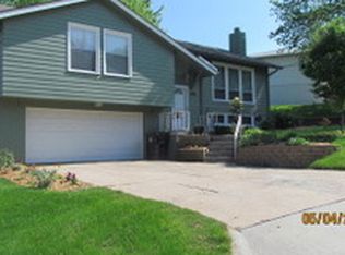 237 Zenith Dr, Council Bluffs, IA 51503