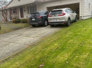 1116 Sharlene Dr, Youngstown, OH 44511