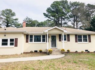 2004 Edmonds Rd, Virginia Beach, VA 23451