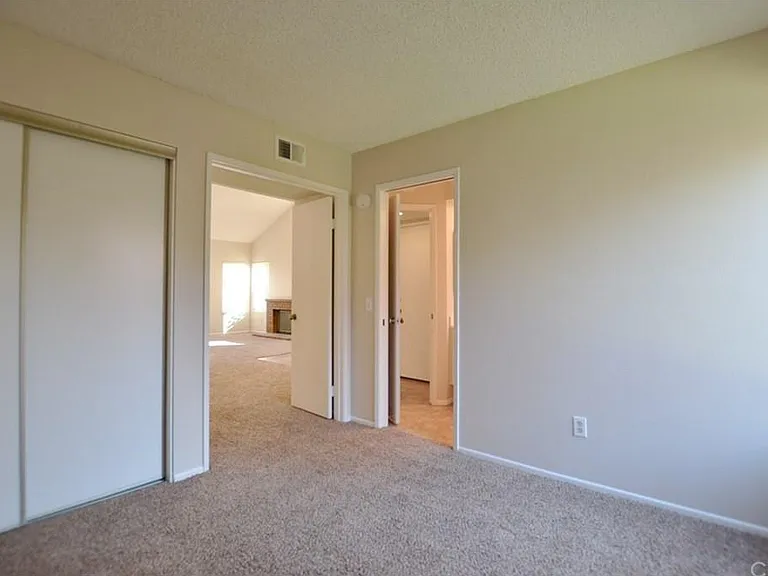 39949 Buffy Way — Photo 6
