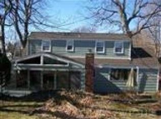 595 Locust Ave, Port Chester, NY 10573