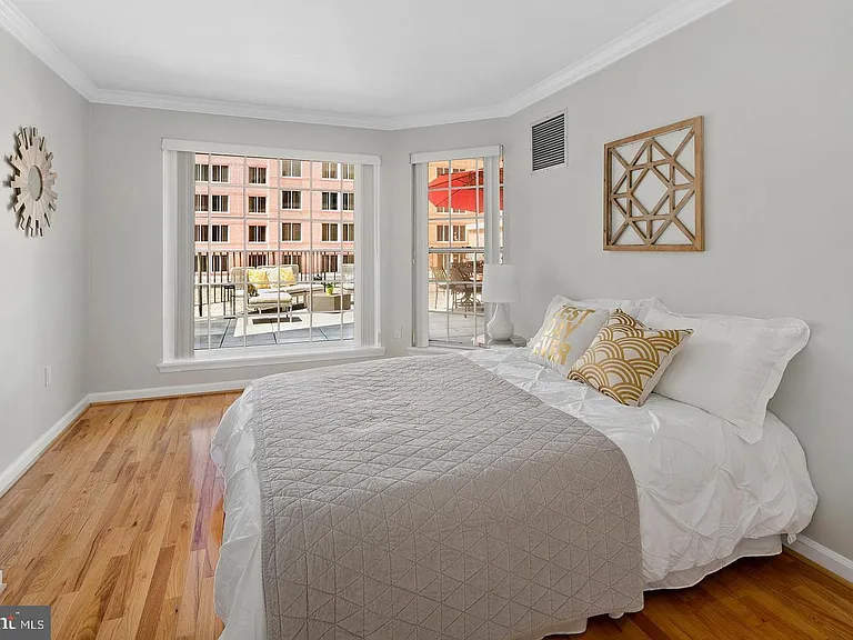 1230 23rd St NW #501 — Photo 15