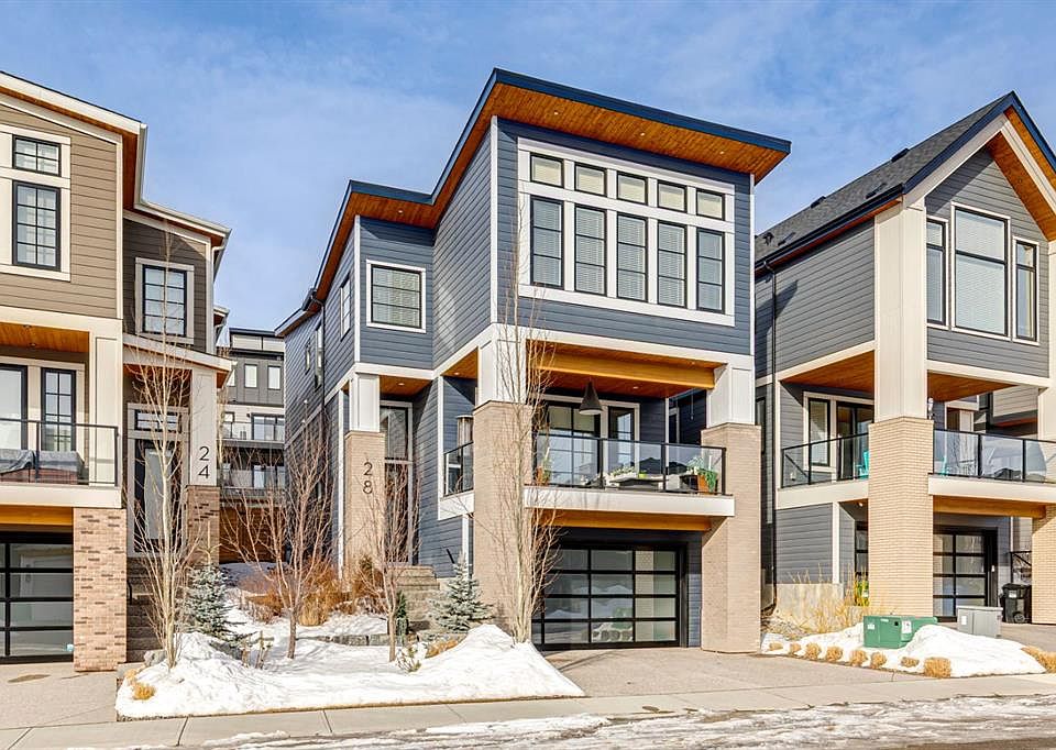 1st image of 28 E Timberline Way SW