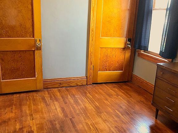 5th image of 1272 Crosat St