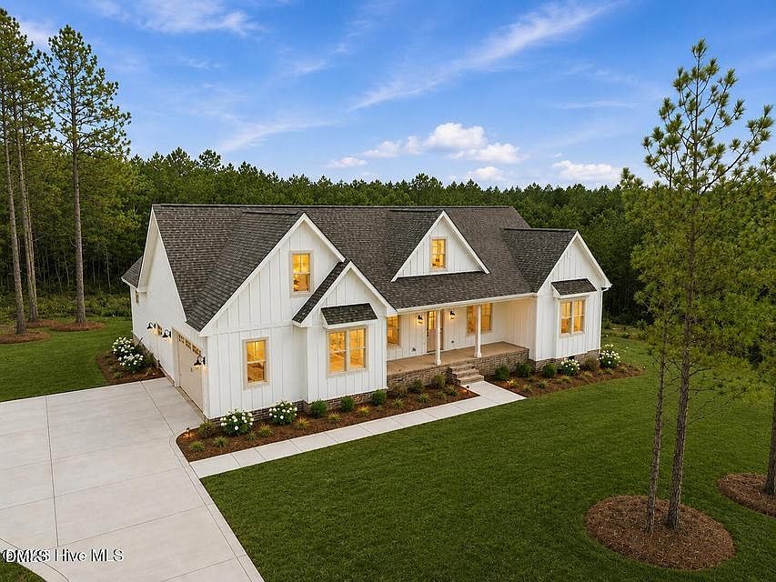 1st image of 134 Vista Ridge Trl