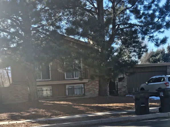 909 Magnolia St, Colorado Springs, CO 80907