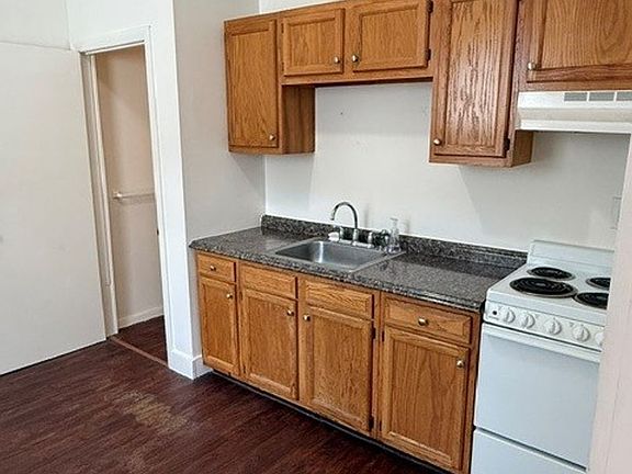 5th image of 265 Spring St #7