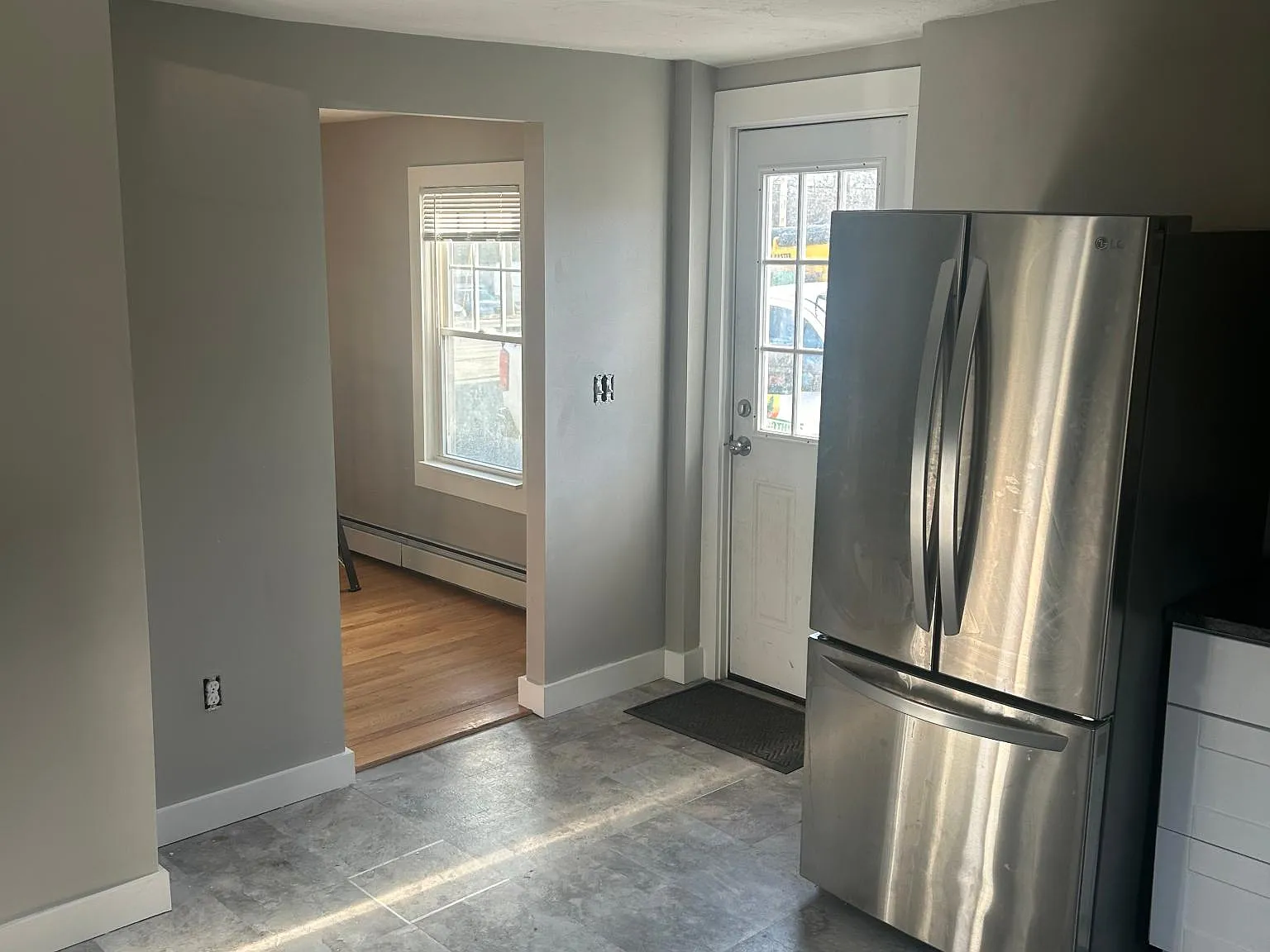 2 bed, 1.5 bath, 1000 sqft, $1,850 — Photo 4