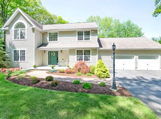 191 Niles Rd, New Hartford, CT 06057