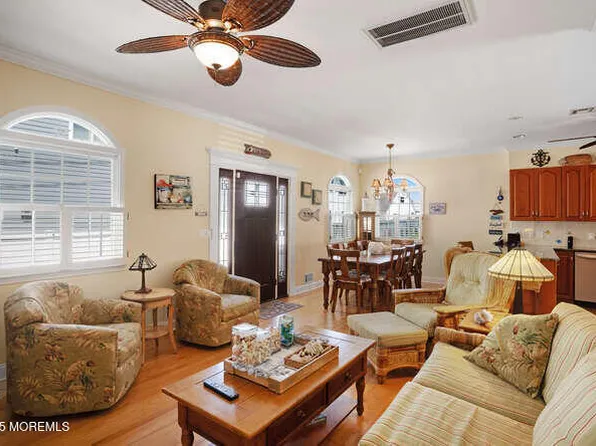 55 Barnegat Way, Lavallette, NJ 08735