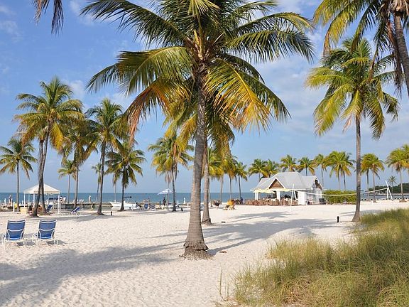 5th image of 2600 Overseas Hwy #19
