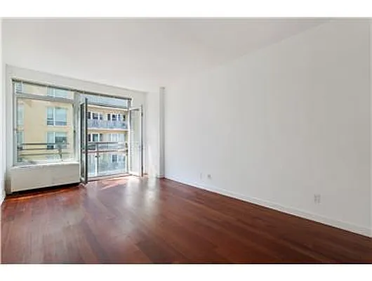 Rented by Douglas Elliman | media 14