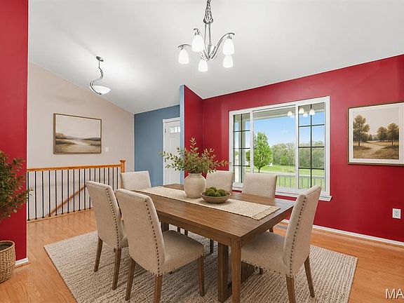 5th image of 211 High Ridge Valley Ct