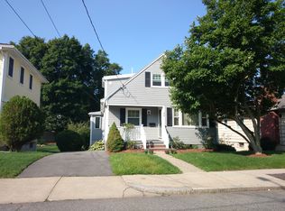 36 Tobin Rd, West Roxbury, MA 02132