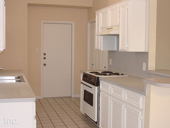 5th image of 13974 Windjammer Dr