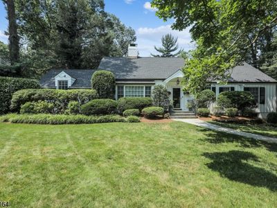 35 Rotary Dr, Summit, NJ, 07901
