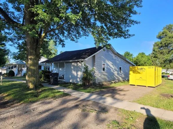 475 S Oak St, Waterloo, IN 46793