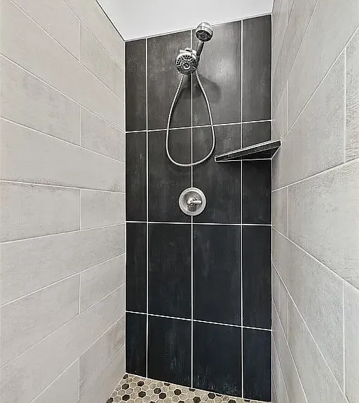 374 Tartaglia Ave — Photo 8