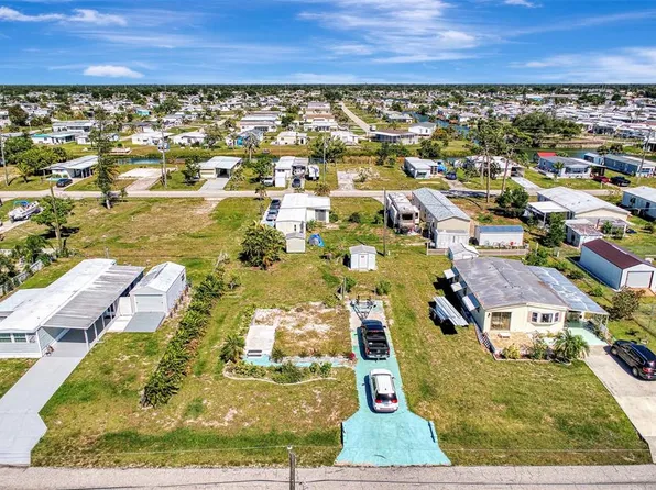 1359 Seagull Dr #5, Englewood, FL 34224