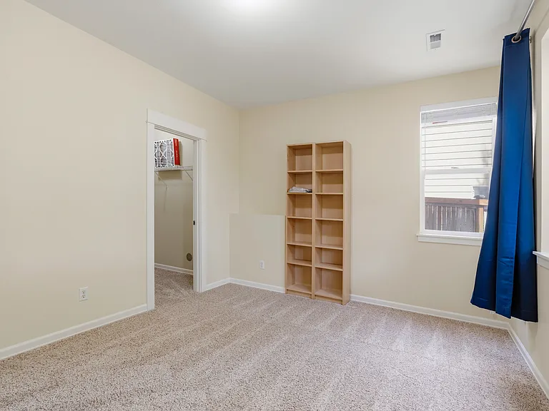 15384 129th Ave NE — Photo 40