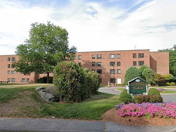 2nd image of 143 Mill St #143