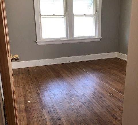 5th image of 4114 Homer Ave