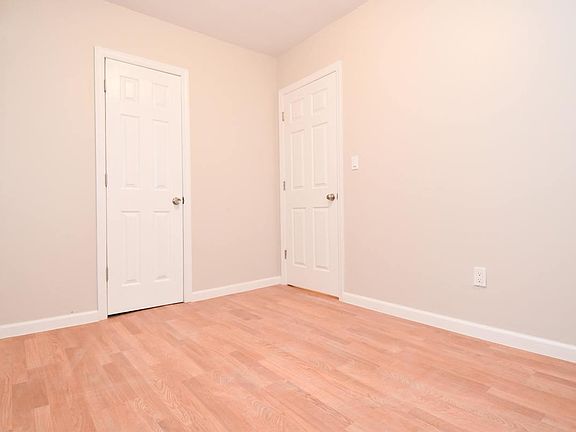 2nd image of 304 W 147th St APT 1B