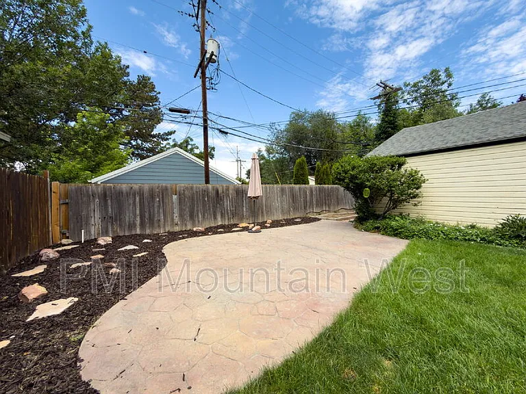 2122 S 1800 E — Photo 12