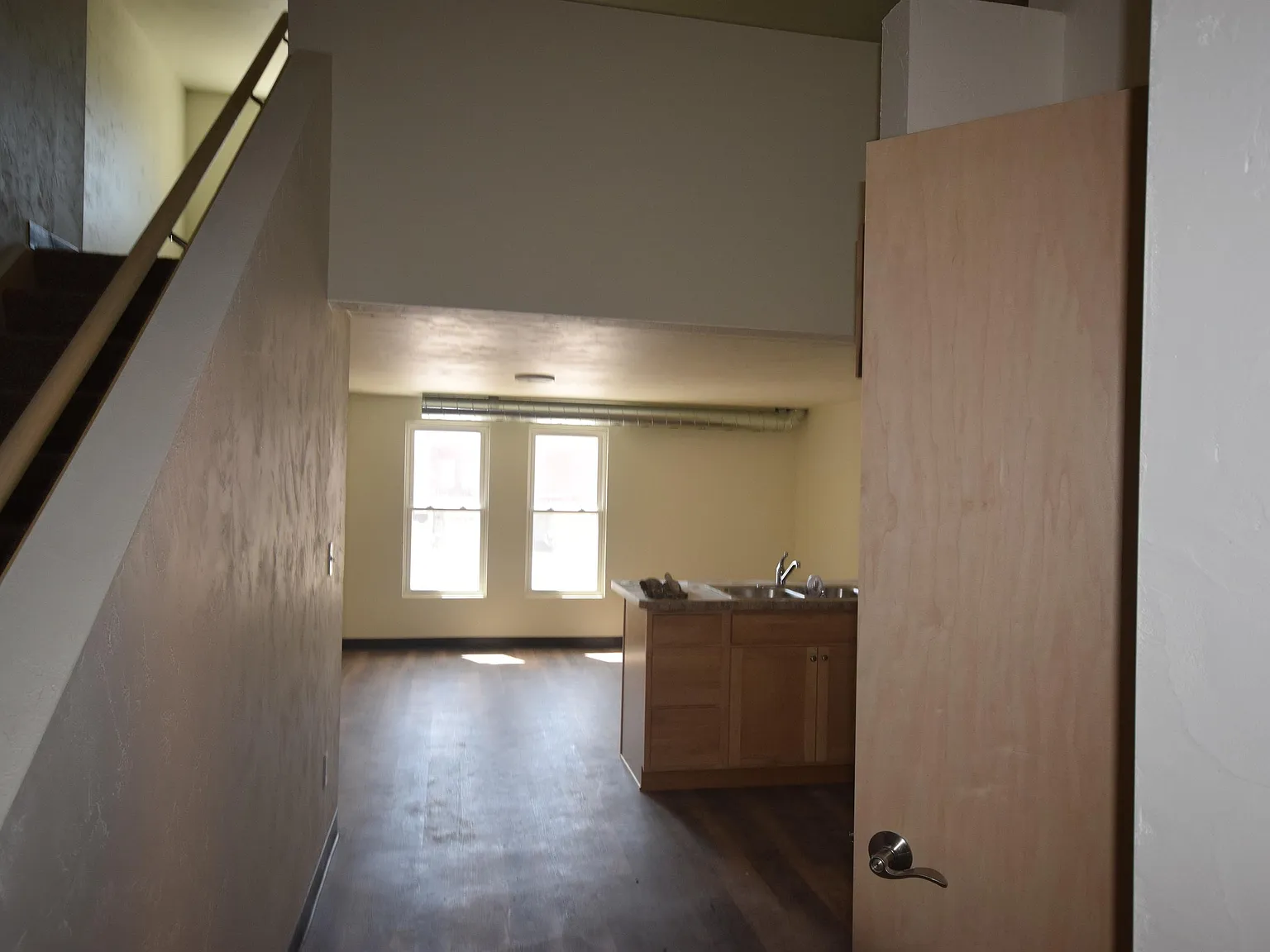 88 S Portland / 15 E 1st / 17 E 1st - 213 — Photo 3