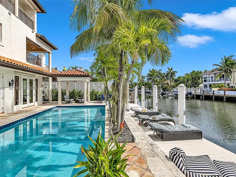 625 SE Poinciana Dr — Photo 30