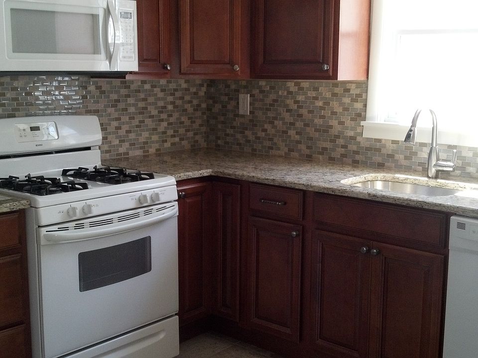 Fully Renovated Kitchen