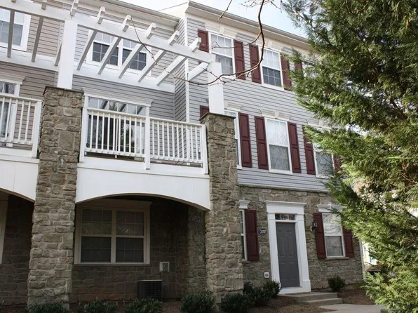 21787 Flanders Ct, Ashburn, VA 20147