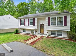 7700 Newington Forest Ave, Springfield, VA 22153
