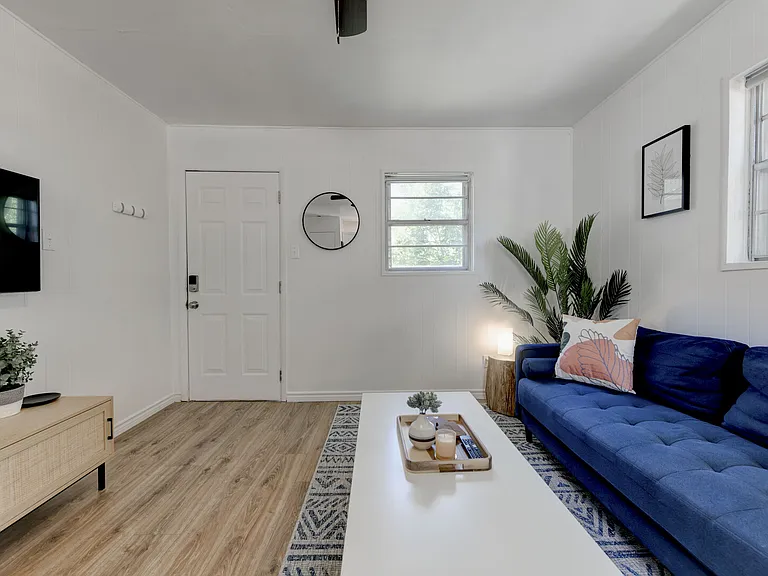 Dixie Ln — Photo 15