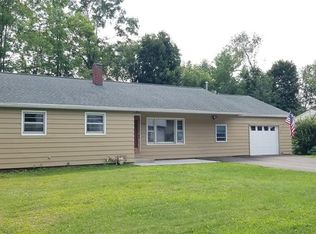 209 Ridgefield Rd, Endicott, NY 13760