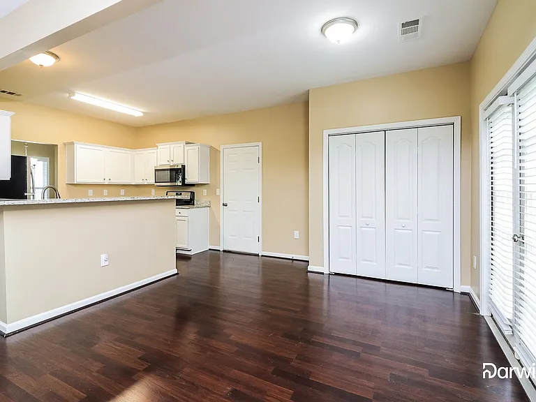 130 Kaleb Ct — Photo 5