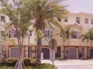 1027 S Riverside Dr, Pompano Beach, FL 33062