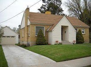 21 Riverside Dr, Logan, UT 84321