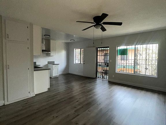 2nd image of 1437 W 105th St #11