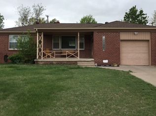 607 S Fabrique Dr, Wichita, KS 67218