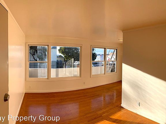 3rd image of 300-314 Anzavista Ave #302