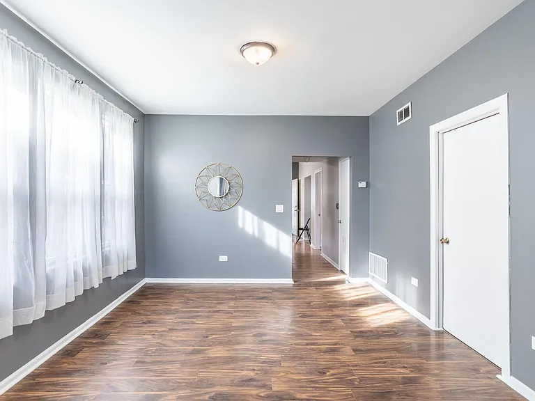 6630 S Washtenaw Ave #2 — Photo 4