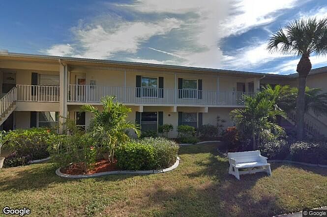 2nd image of 1100 Pondella Rd APT 910