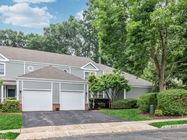 40 Woodcrest Dr, Morris Twp., NJ 07960