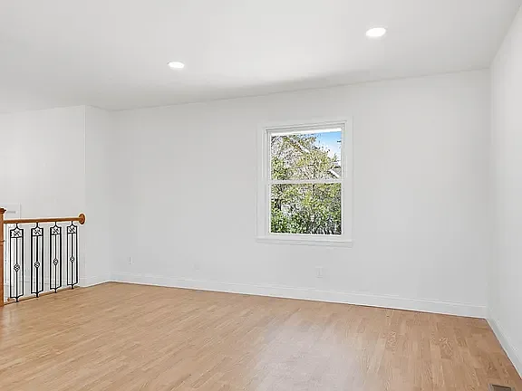 8504 Edison St NE — Photo 23