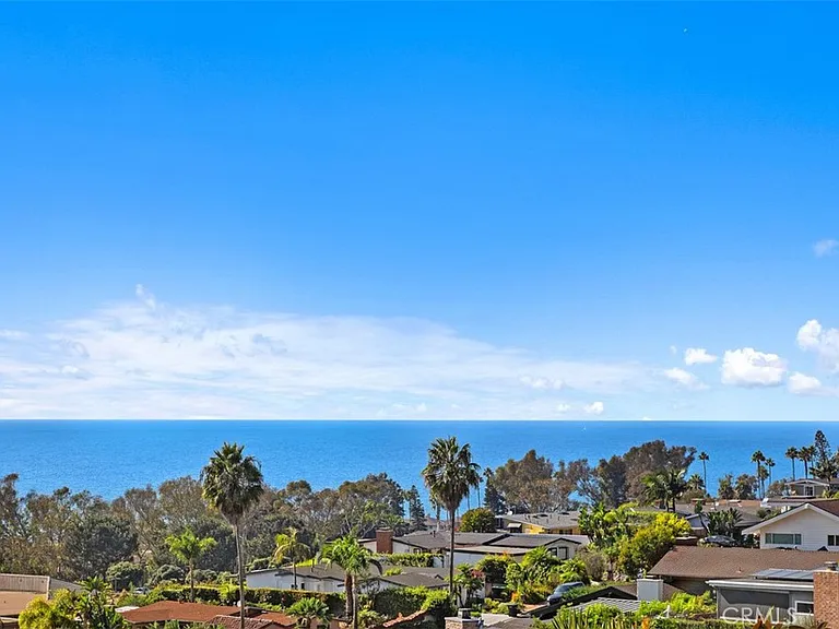 21702 Ocean Vista Dr #B — Photo 38