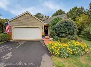 180 Woods End Dr, Little Silver, NJ 07739